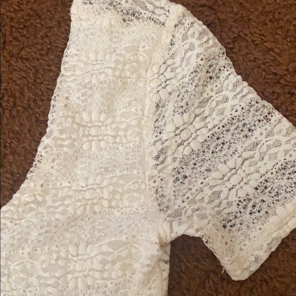 Lace white (cream) crop top size small - Picture 2 of 6